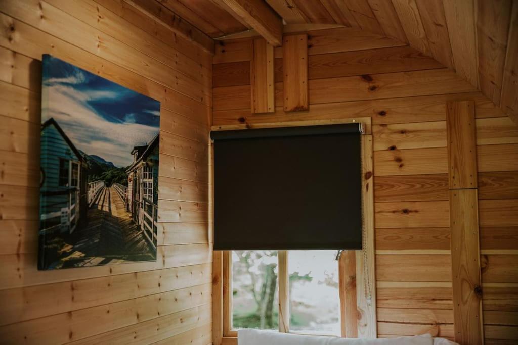 Ash Winter Retreat- Hot Tub & Log Bruner Barmouth Buitenkant foto